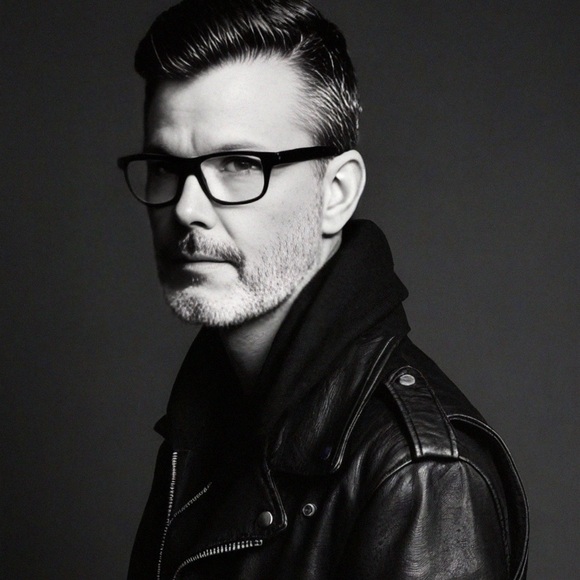 Meet your Posher, Jay - Picture 10 of 14